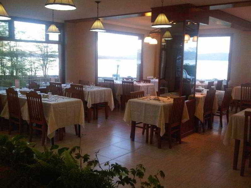 Costa Ushuaia Hotel Restoran foto